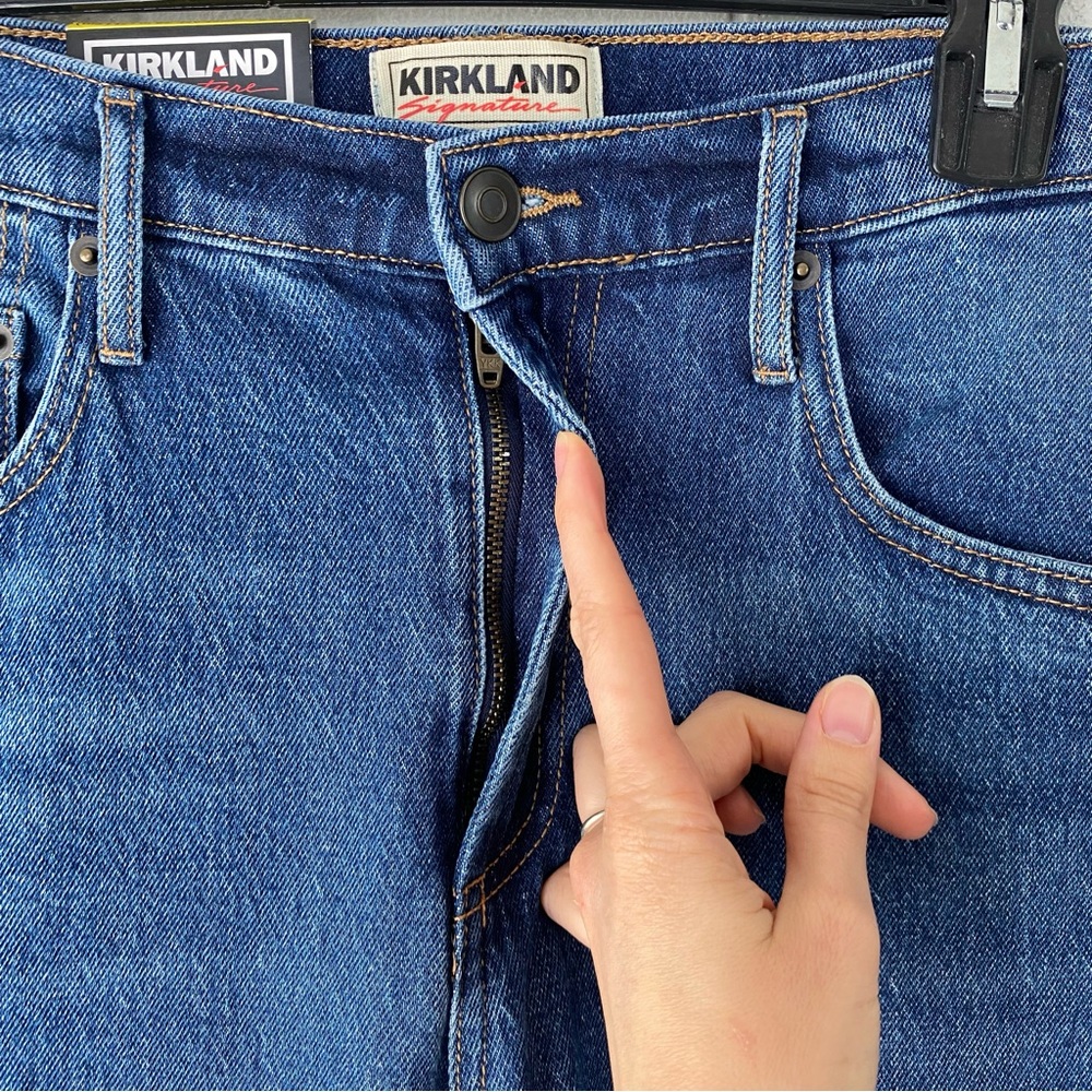 Kirkland Signature Womens Blue Denim Jeans Straight Fit High Rise Size 6 NWT - Picture 5 of 14